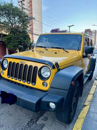 JEEP WRANGLER 3.6 UNLIMITED SPORT 4X4 V6 GASOLINA 4P AUTOMÁTICO JEEP WRANGLER 3.6 UNLIMITED SPORT 4X4 V6 GASOLINA 4P AUTOMÁTICO